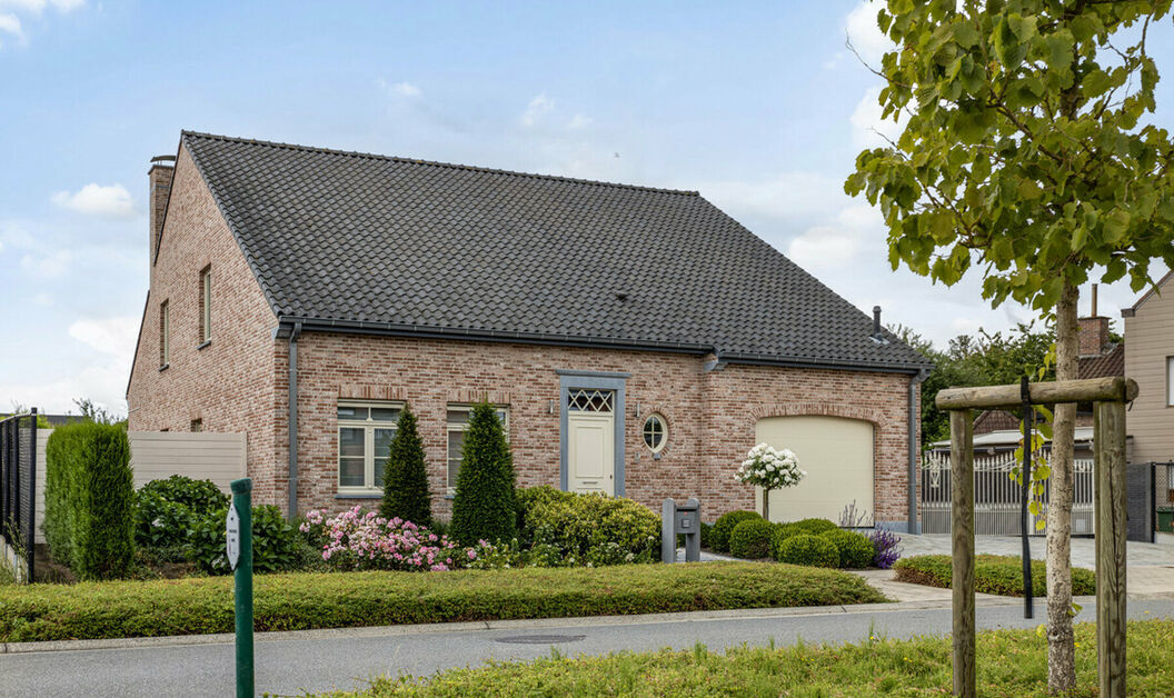 Buitengewoon huis te koop in Buggenhout