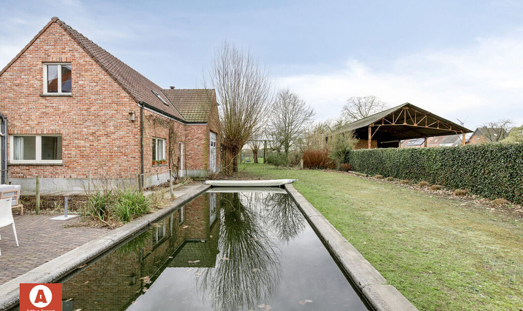 Gebouw voor gemengd gebruik te koop in Baasrode