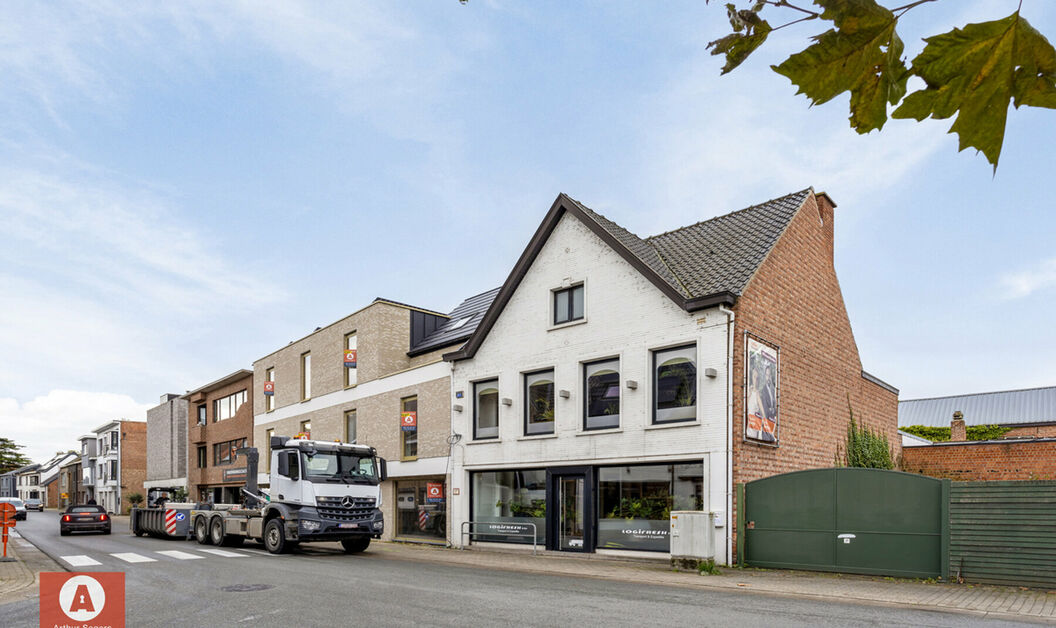 Gebouw voor gemengd gebruik te koop in Buggenhout