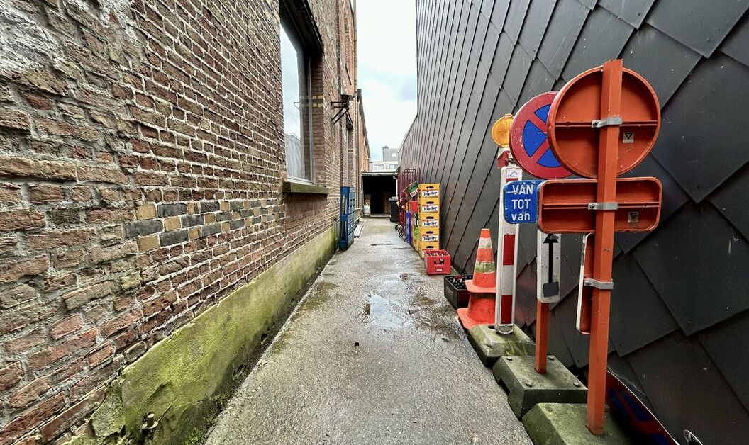 Gebouw voor gemengd gebruik te koop in Kruibeke